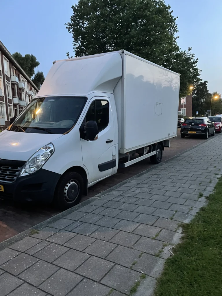 Deze bus huren in Den Haag